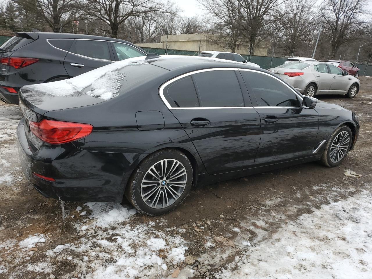 2019 BMW 5er VIN WBAJE7C57KWD55107 Copart auction photo, side / minor dent/scratches damage thumbnail 3