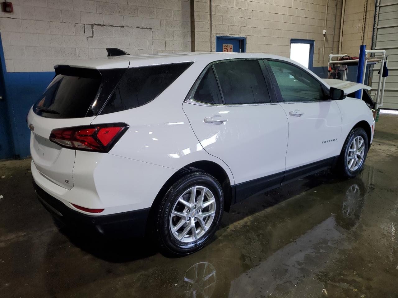 2022 Chevrolet Equinox VIN 3GNAXKEV0NL119989 Copart auction photo, front end damage thumbnail 3