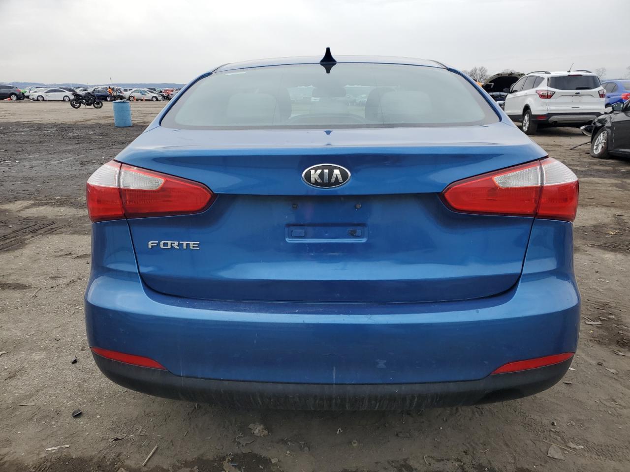 2015 KIA Forte VIN KNAFX4A69F5294877 Copart auction photo, front end damage thumbnail 6