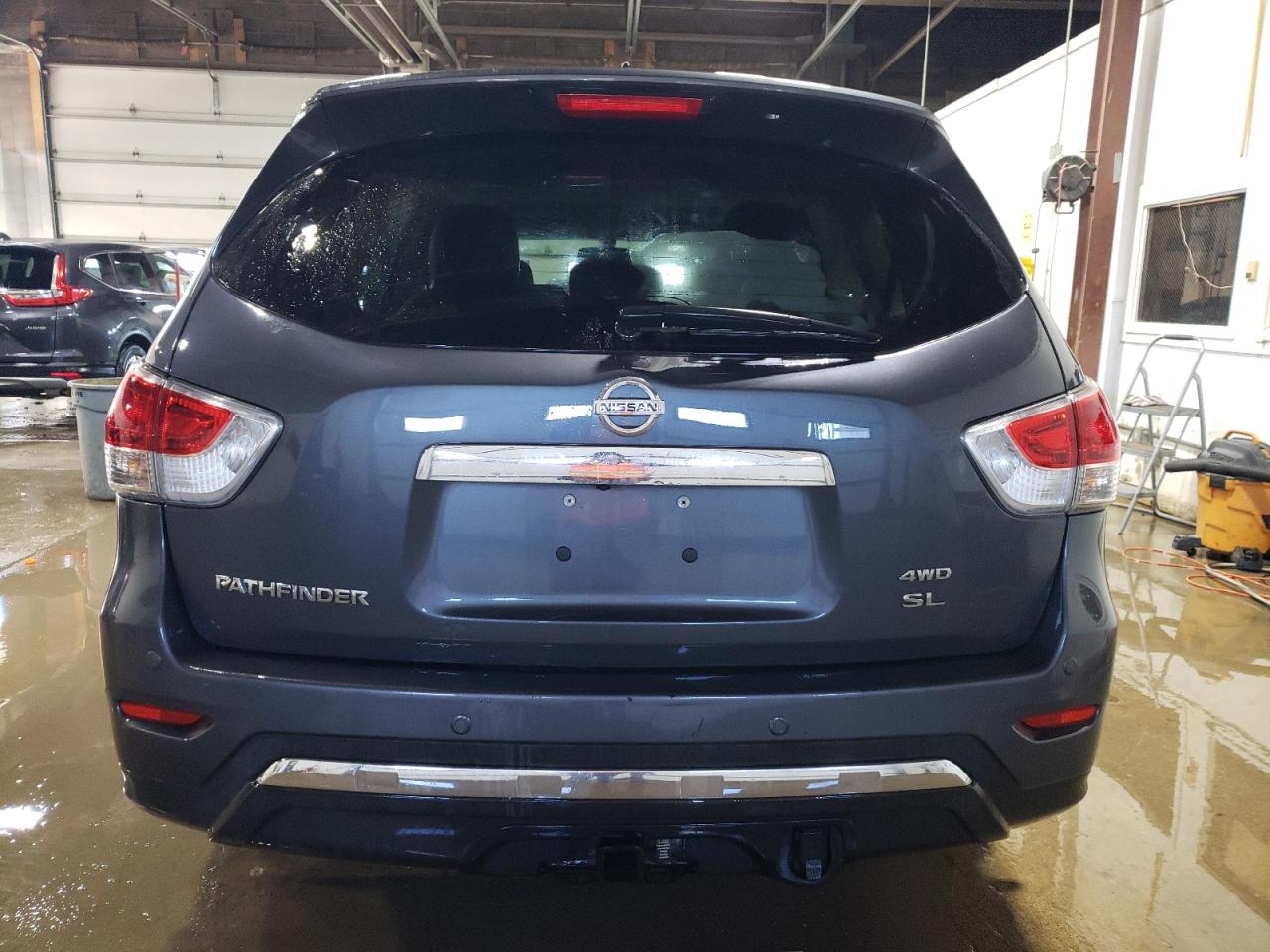 2014 Nissan Pathfinder VIN 5N1AR2MM1EC687557 Copart auction photo, front end damage thumbnail 6