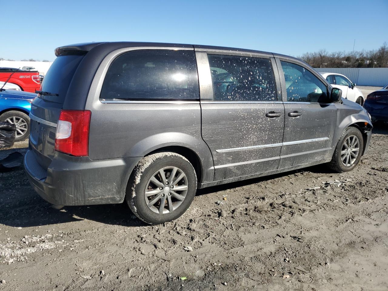 2016 Chrysler Town & Country VIN 2C4RC1HG0GR120306 Copart auction photo, front end damage thumbnail 3