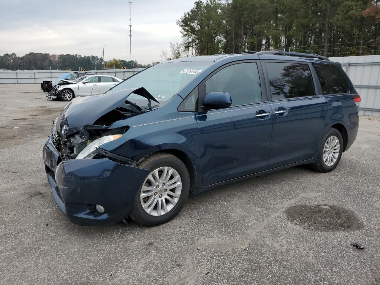 2012 Toyota Sienna VIN 5TDYK3DC7CS236245