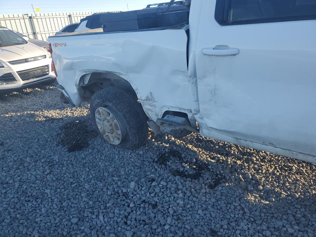 2021 Chevrolet Silverado VIN 1GC1YNEY8MF279015 Copart auction photo, side damage thumbnail 9