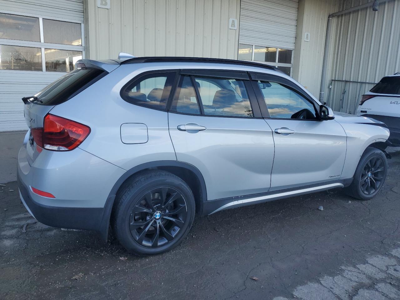 2014 BMW X1 VIN WBAVL1C55EVY15456 Copart auction photo, front end damage thumbnail 3