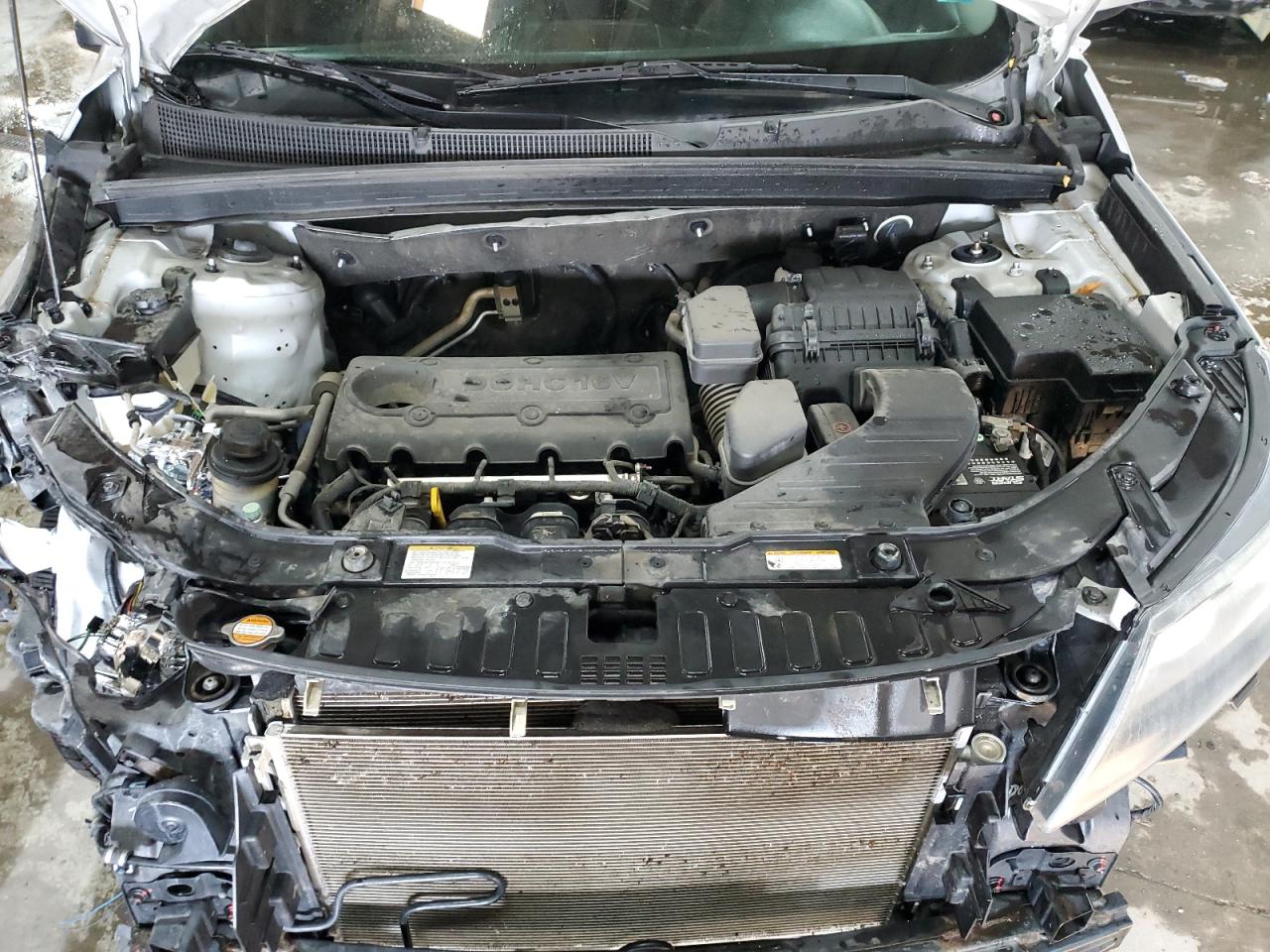 2011 KIA Sorento VIN 5XYKTCA18BG080900 Copart auction photo, front end / side damage thumbnail 12