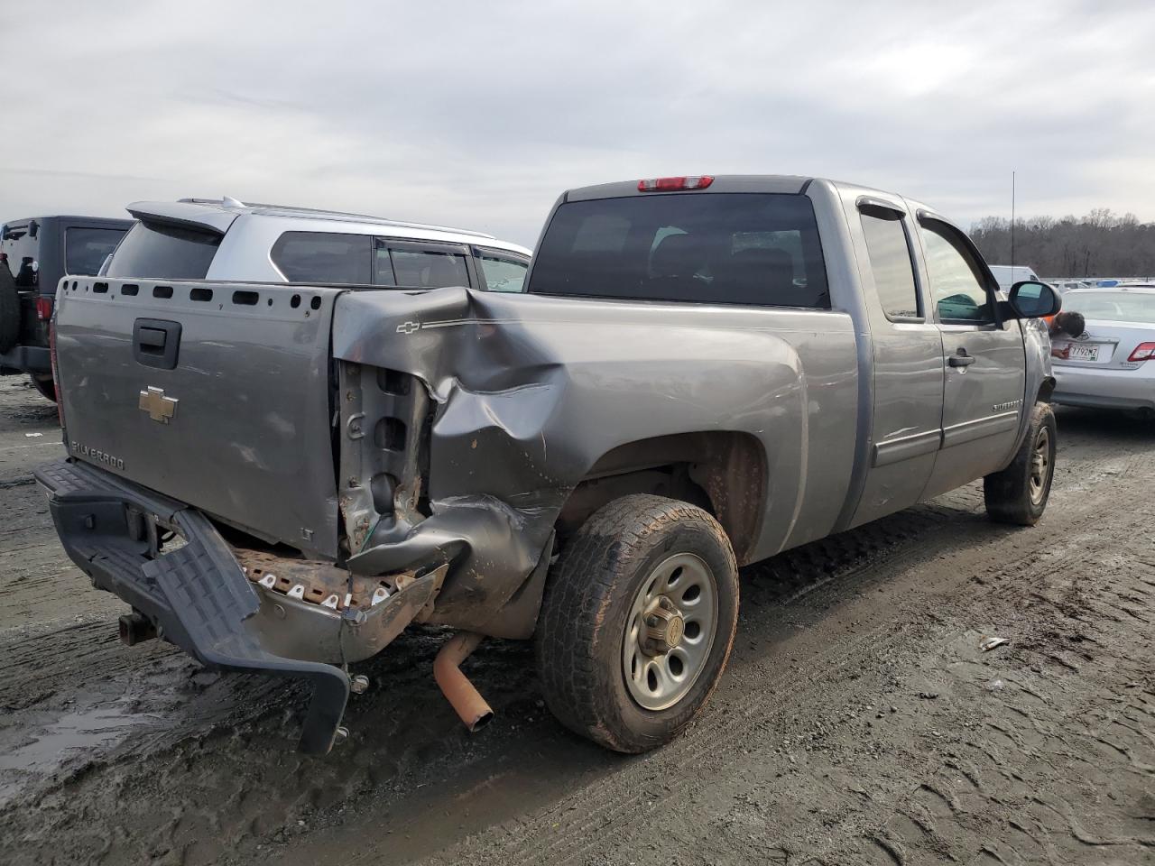 2009 Chevrolet Silverado VIN 1GCEC29C99Z247659 Copart auction photo, front end damage thumbnail 3