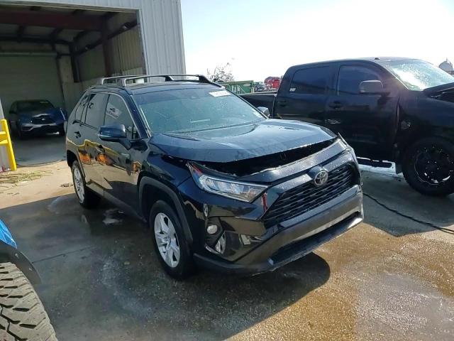 2021 Toyota RAV 4 VIN 2T3W1RFV8MC098793 Copart auction photo, front end damage thumbnail 14