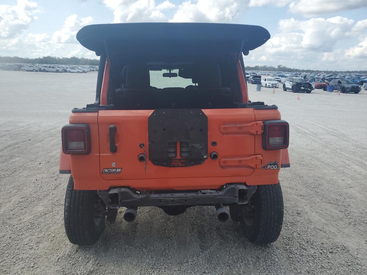 2018 Jeep Wrangler VIN 1C4HJXDG0JW253186 Copart auction photo, frame damage damage thumbnail 6