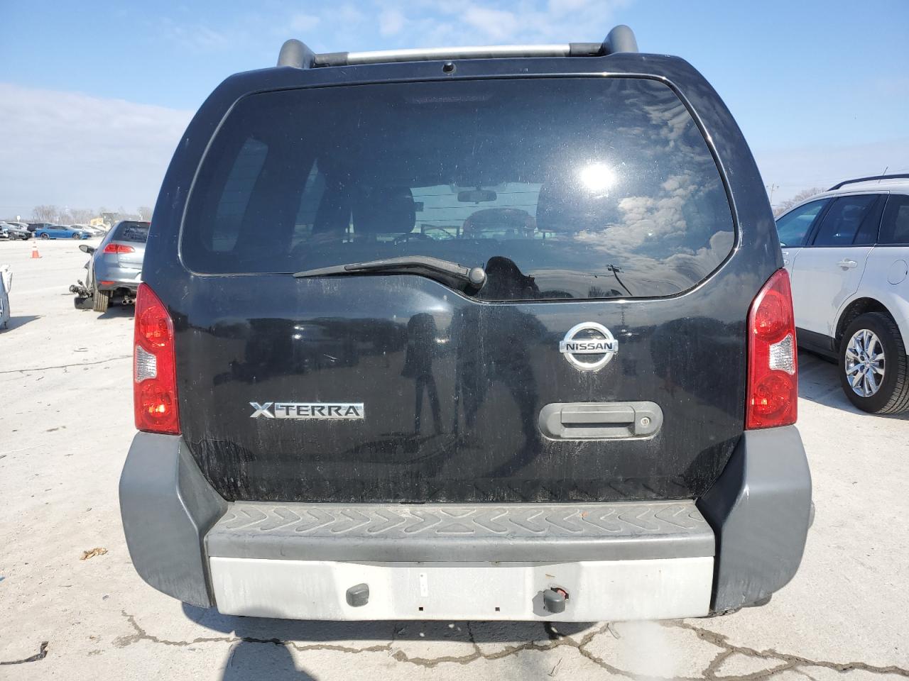 2015 Nissan XTerra VIN 5N1AN0NW7FN662572 Copart auction photo, front end / minor dent/scratches damage thumbnail 6