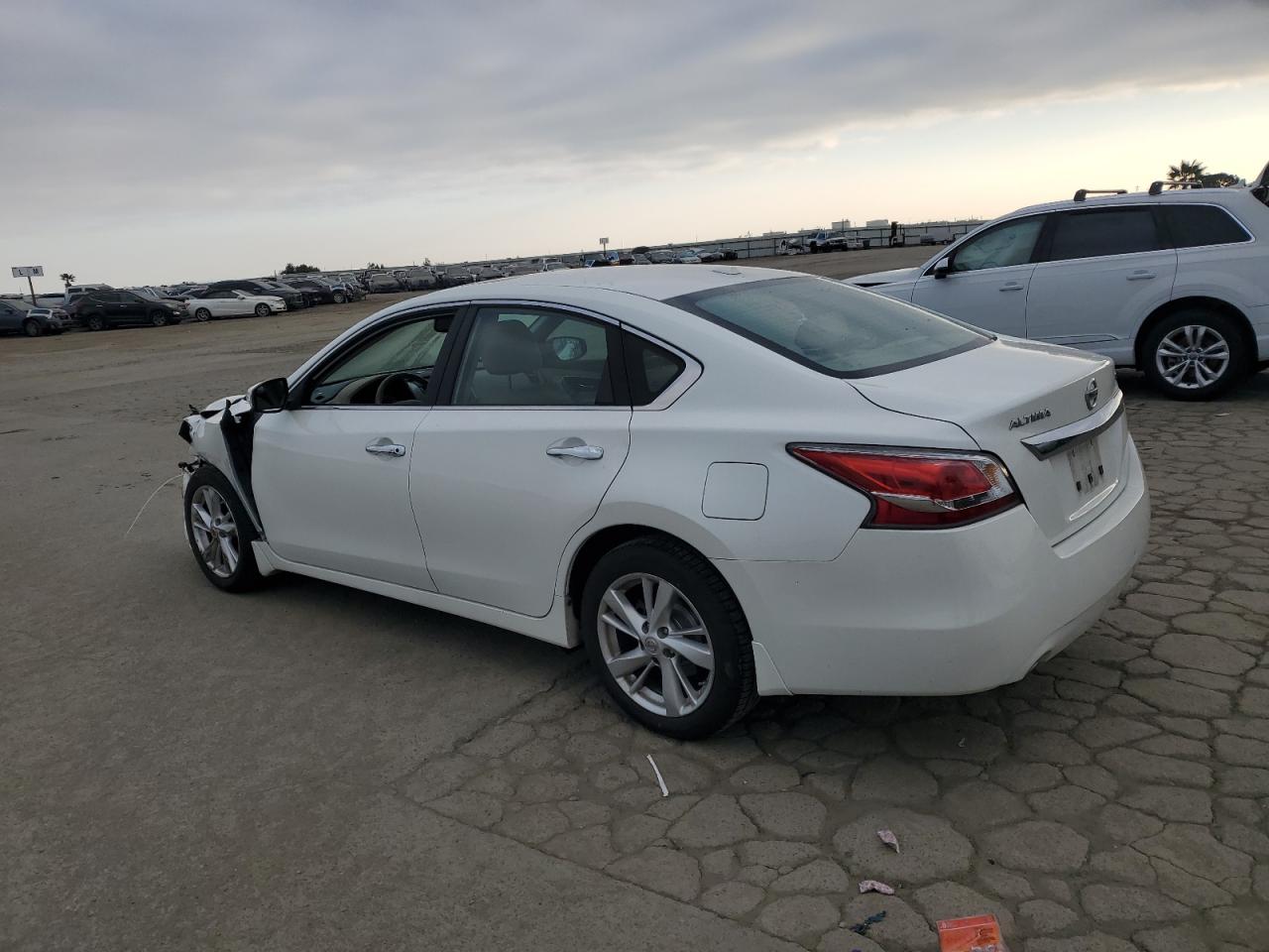 2015 Nissan Altima VIN 1N4AL3AP3FN308273 Copart auction photo, front end damage thumbnail 2