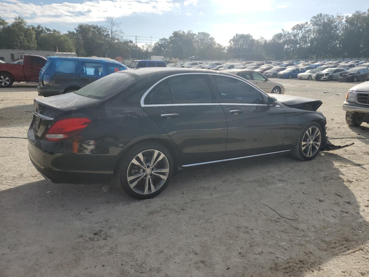 2016 Mercedes-Benz C-klasse VIN 55SWF4JB4GU176480 Copart auction photo, front end damage thumbnail 3
