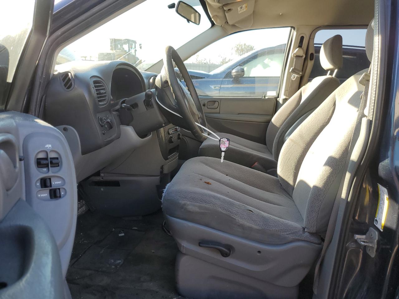 2007 Dodge Caravan VIN 1D4GP45RX7B153494 Copart auction photo, rear end damage thumbnail 7
