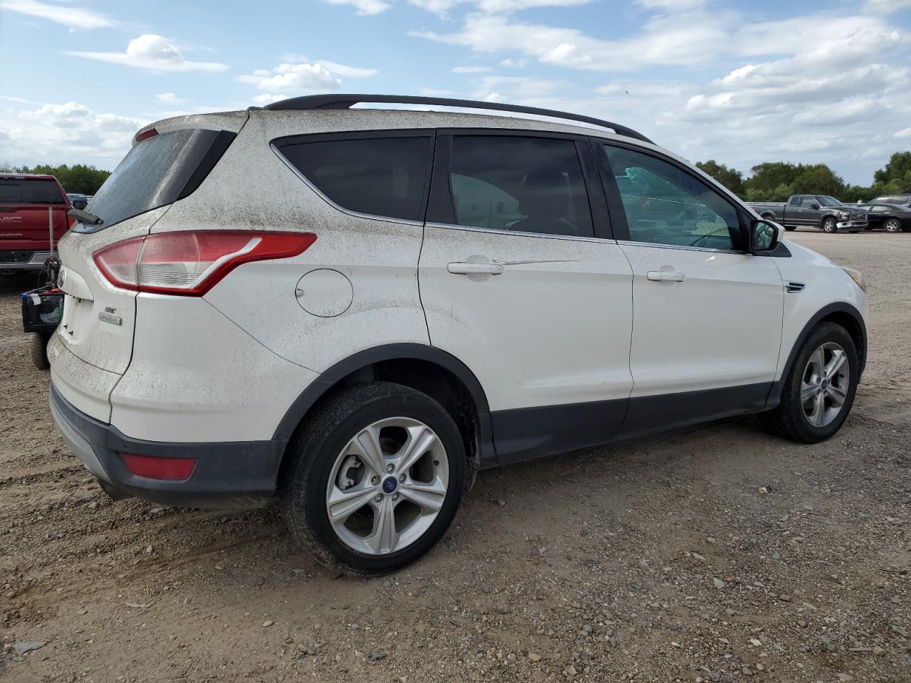 2015 Ford Escape VIN 1FMCU0GX5FUC35477 Copart auction photo, undercarriage damage thumbnail 3