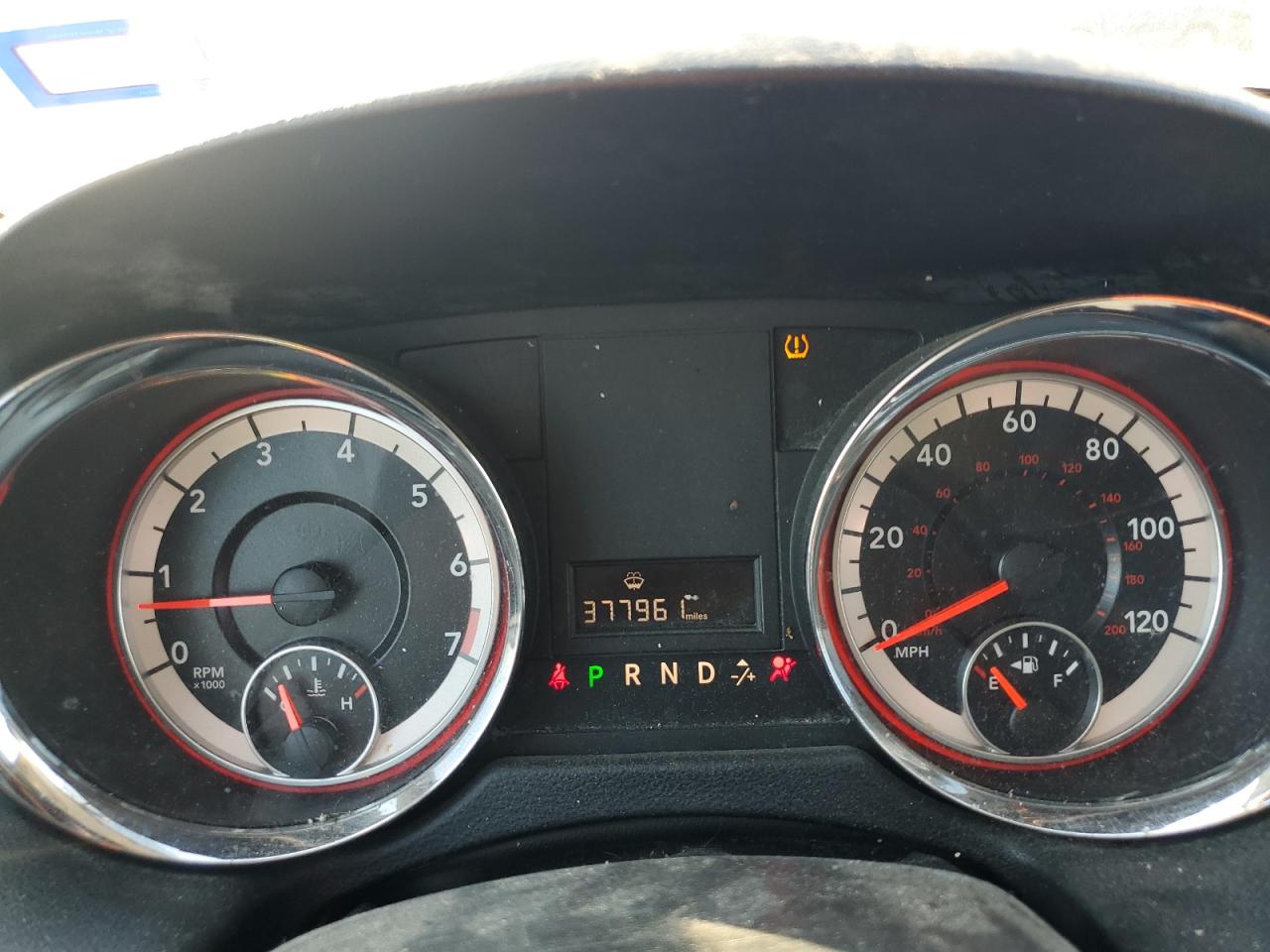 2017 Dodge Caravan VIN 2C4RDGBG1HR768036 Copart auction photo, minor dent/scratches damage thumbnail 9