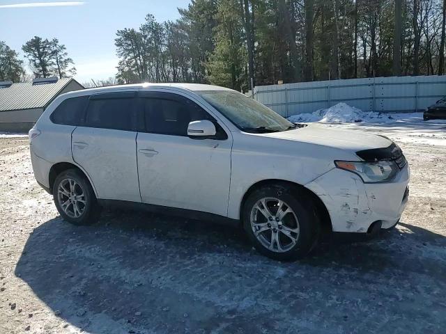 2014 Mitsubishi Outlander VIN JA4AZ3A30EZ018466 Copart auction photo, undercarriage / front end damage thumbnail 12