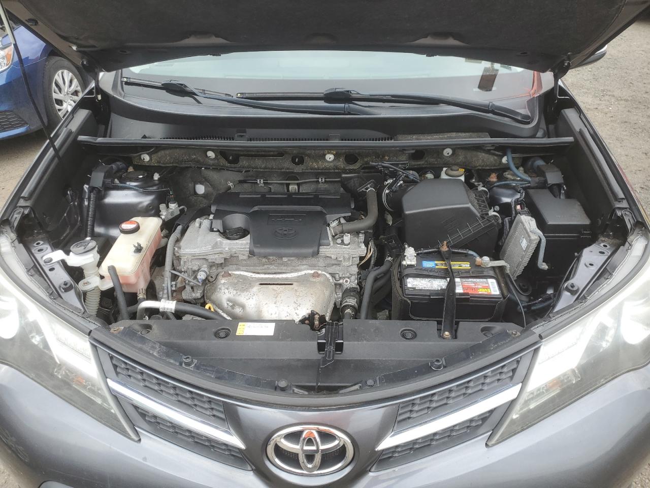 2015 Toyota RAV 4 VIN JTMRFREV3FD167162 Copart auction photo, minor dent/scratches damage thumbnail 11