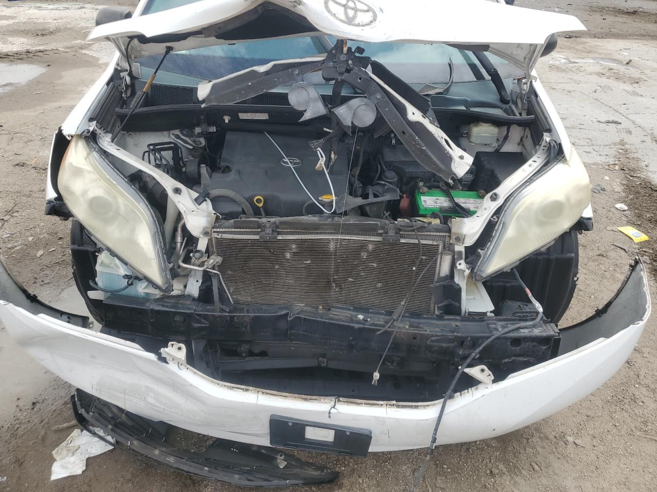 2015 Toyota Sienna VIN 5TDZK3DC3FS553416 Copart auction photo, all over damage thumbnail 12