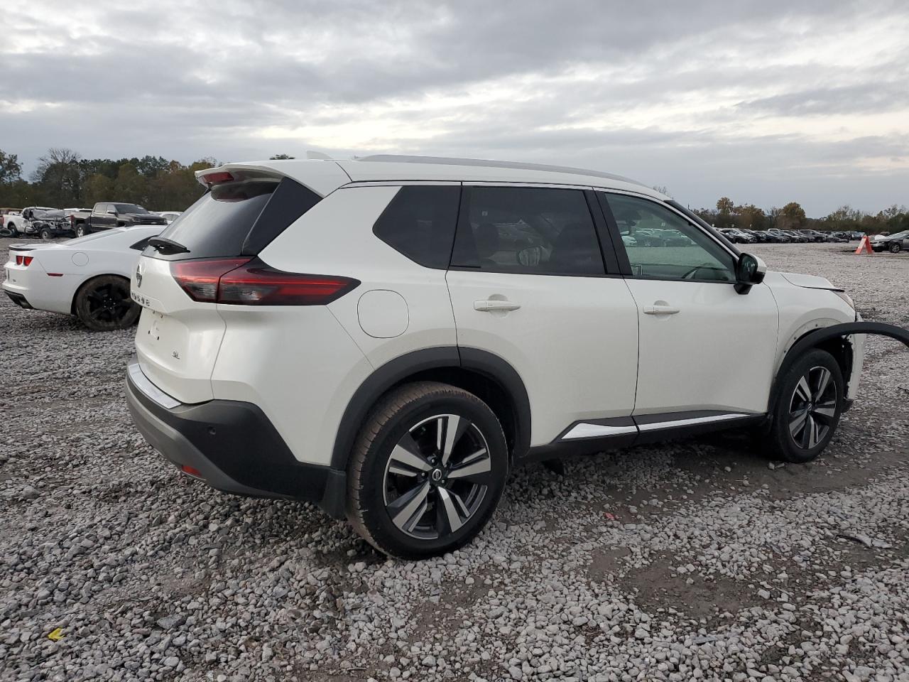2021 Nissan Rogue VIN 5N1AT3CA0MC813517 Copart auction photo, front end damage thumbnail 3