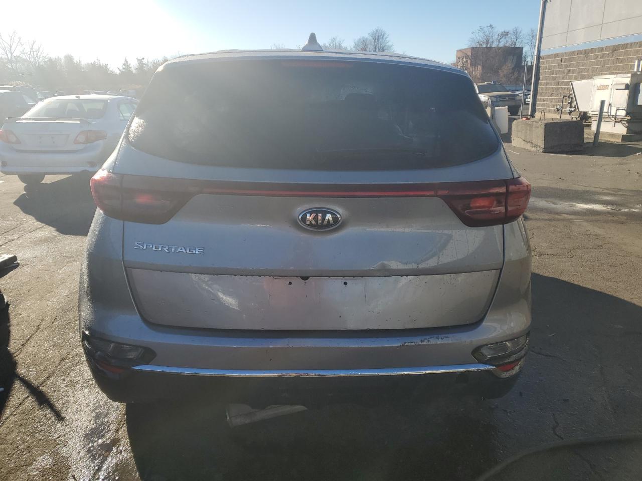 2021 KIA Sportage VIN KNDPMCACXM7903556 Copart auction photo, front end / side damage thumbnail 6