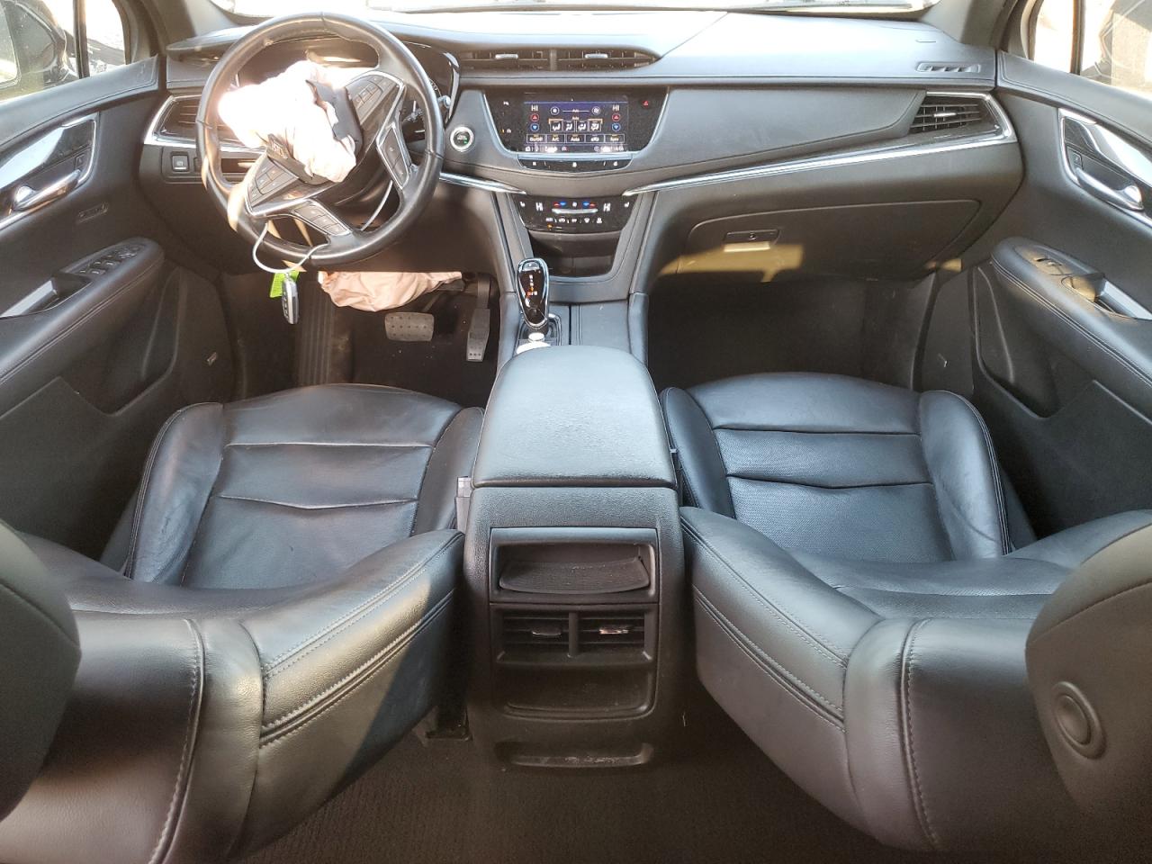 2021 Cadillac XT5 VIN 1GYKNCRS1MZ107036 Copart auction photo, front end / side damage thumbnail 8