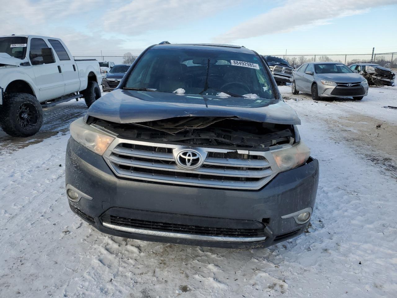 2011 Toyota Highlander VIN 5TDBK3EH8BS053791 Copart auction photo, all over damage thumbnail 5