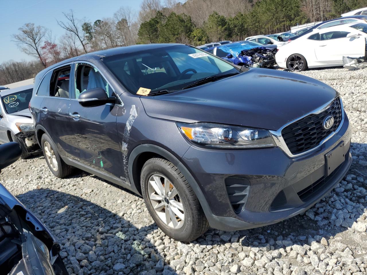 2019 KIA Sorento VIN 5XYPGDA58KG449628 Copart auction photo, vandalism / all over damage thumbnail 4