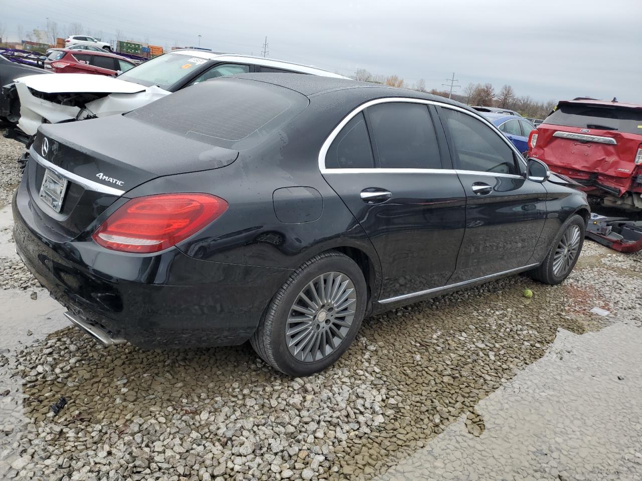 2015 Mercedes-Benz C-klasse VIN 55SWF4KB8FU033318 Copart auction photo, front end damage thumbnail 3