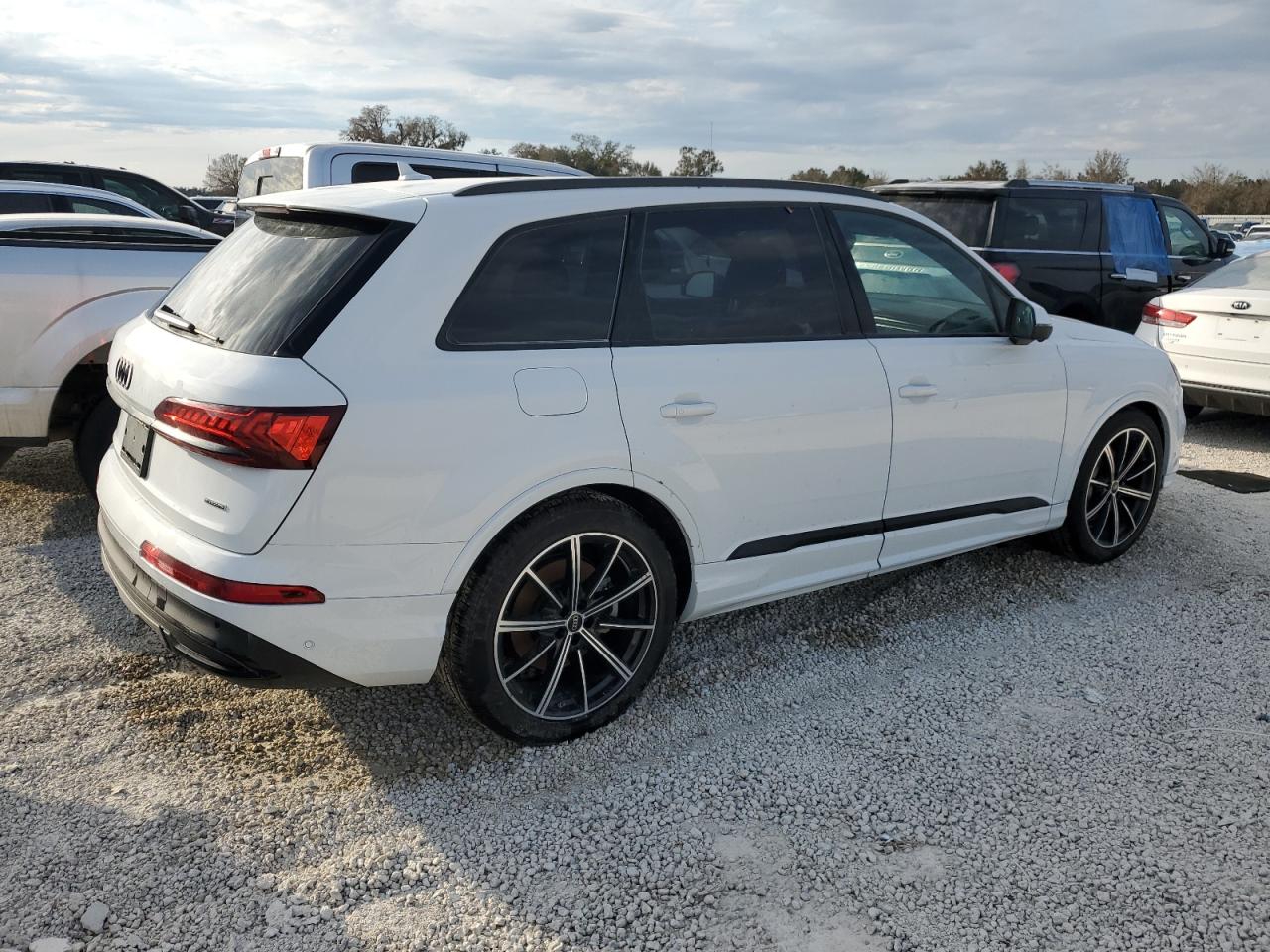 2023 Audi Q7 VIN WA1VXBF70PD002040 Copart auction photo, water/flood damage thumbnail 3