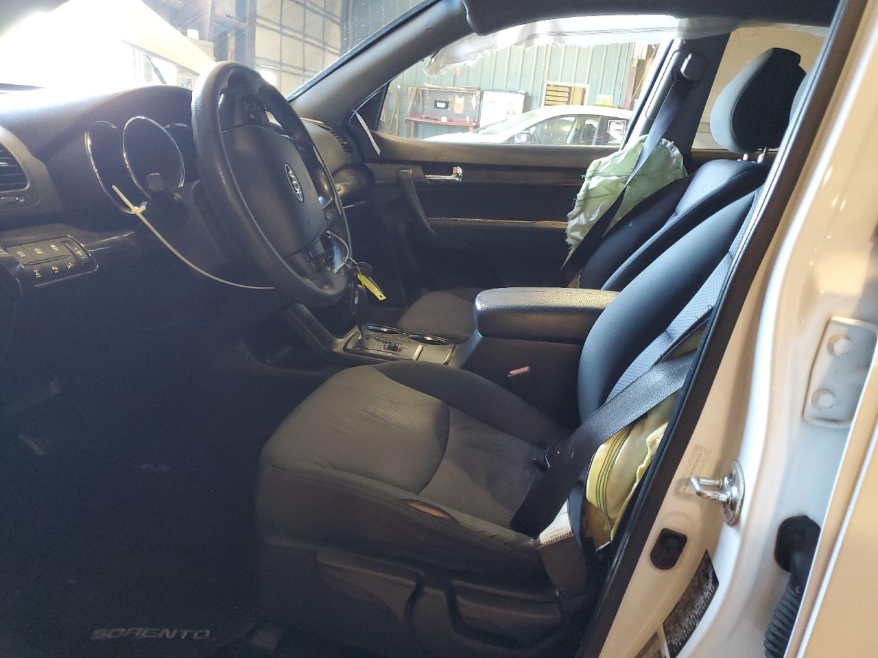 2012 KIA Sorento VIN 5XYKTDA24CG218948 Copart auction photo, side / minor dent/scratches damage thumbnail 7
