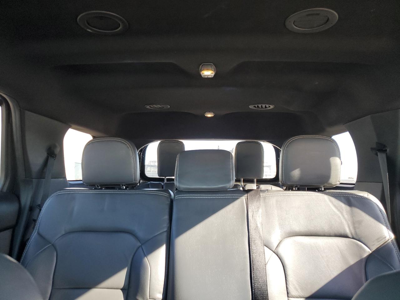 2018 Ford Explorer VIN 1FM5K7DH2JGB29757 Copart auction photo, rear end / minor dent/scratches damage thumbnail 10