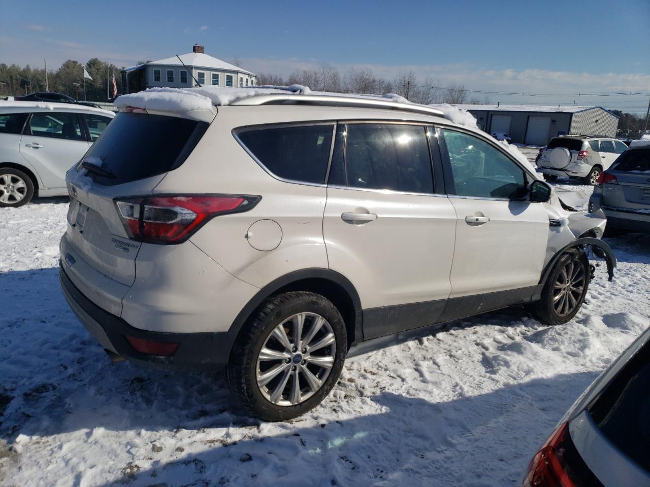 2017 Ford Escape VIN 1FMCU9J95HUB45571 Copart auction photo, front end damage thumbnail 3