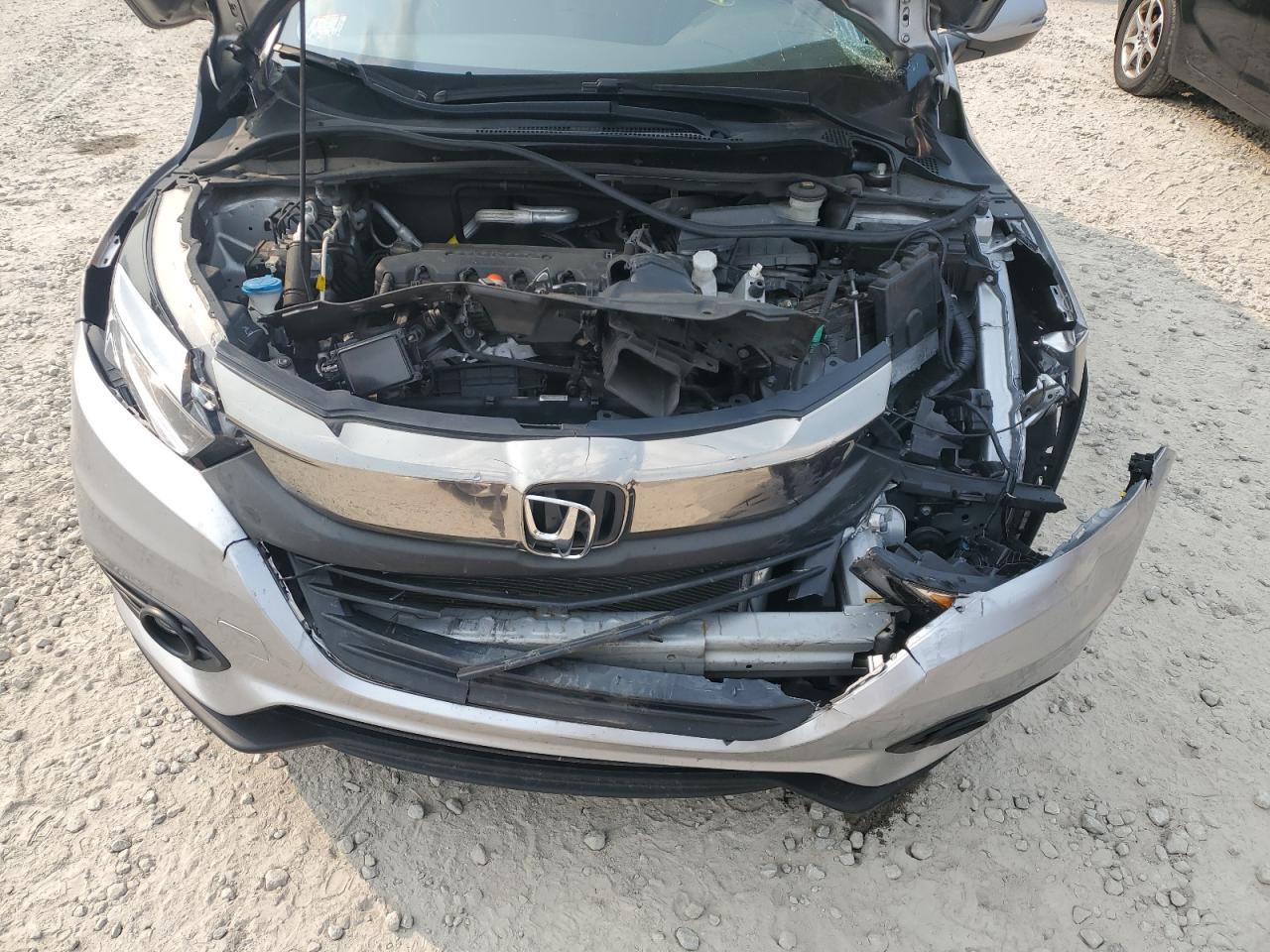 2019 Honda HR-V VIN 3CZRU6H72KM740143 Copart auction photo, all over / minor dent/scratches damage thumbnail 11