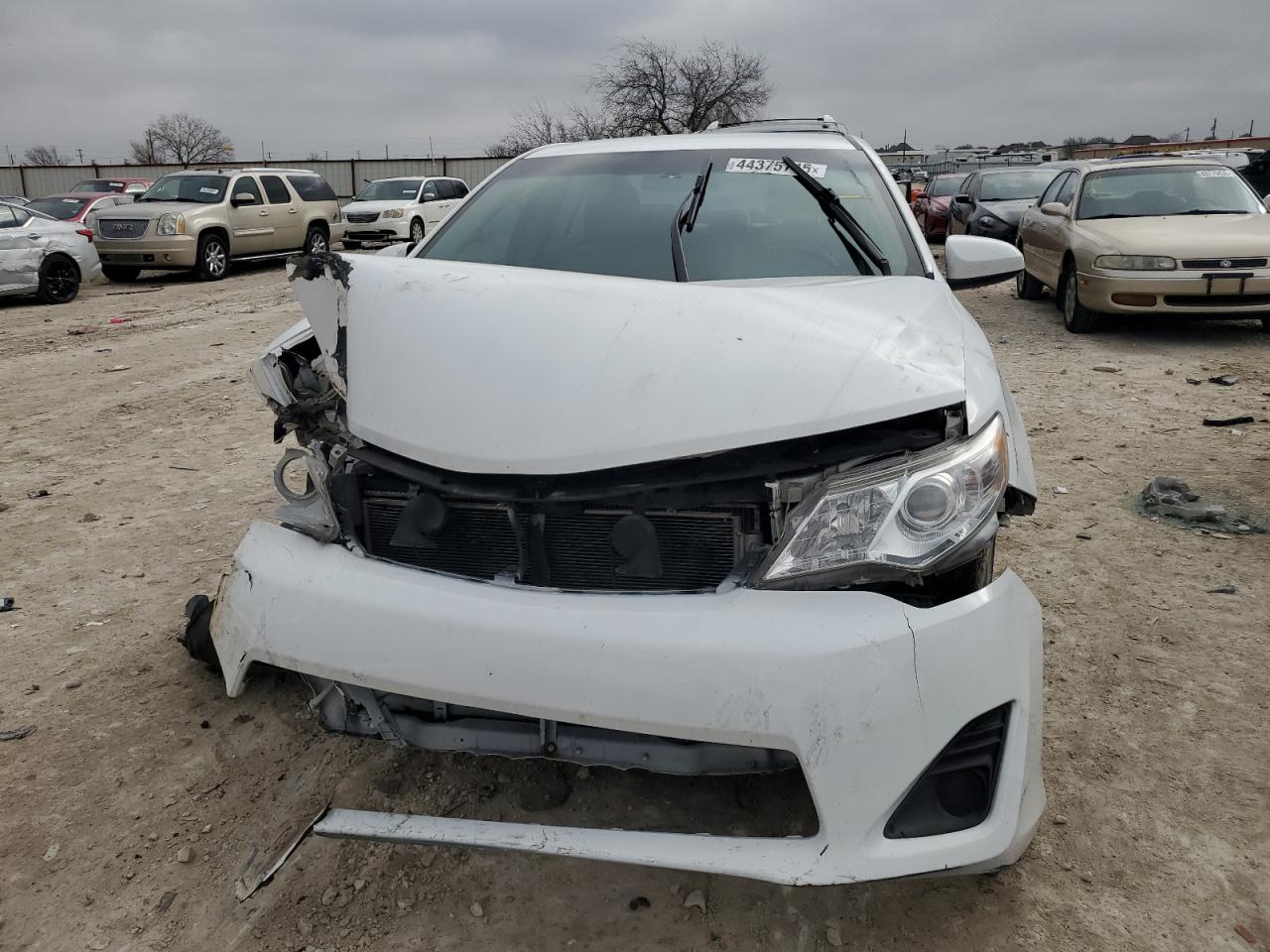 2014 Toyota Camry VIN 4T4BF1FK7ER384429 Copart auction photo, front end damage thumbnail 5