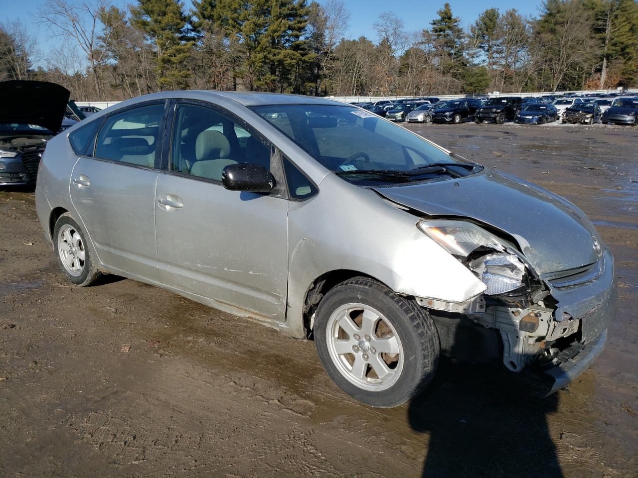 2005 Toyota Prius VIN JTDKB22U053126329 Copart auction photo, front end / minor dent/scratches damage thumbnail 4