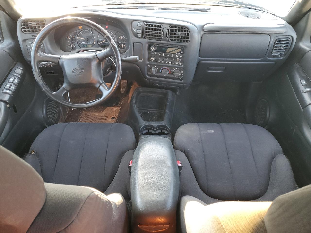 2003 Chevrolet S-10 Pickup VIN 1GCDT13X53K110283 Copart auction photo, front end damage thumbnail 8
