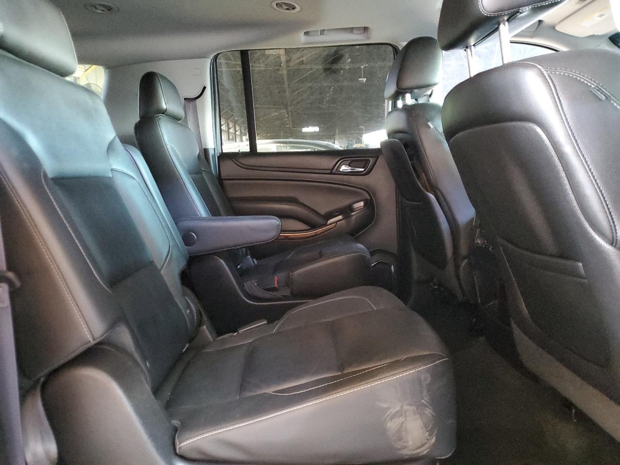 2015 Chevrolet Suburban VIN 1GNSKJKC3FR537912 Copart auction photo, side damage thumbnail 12