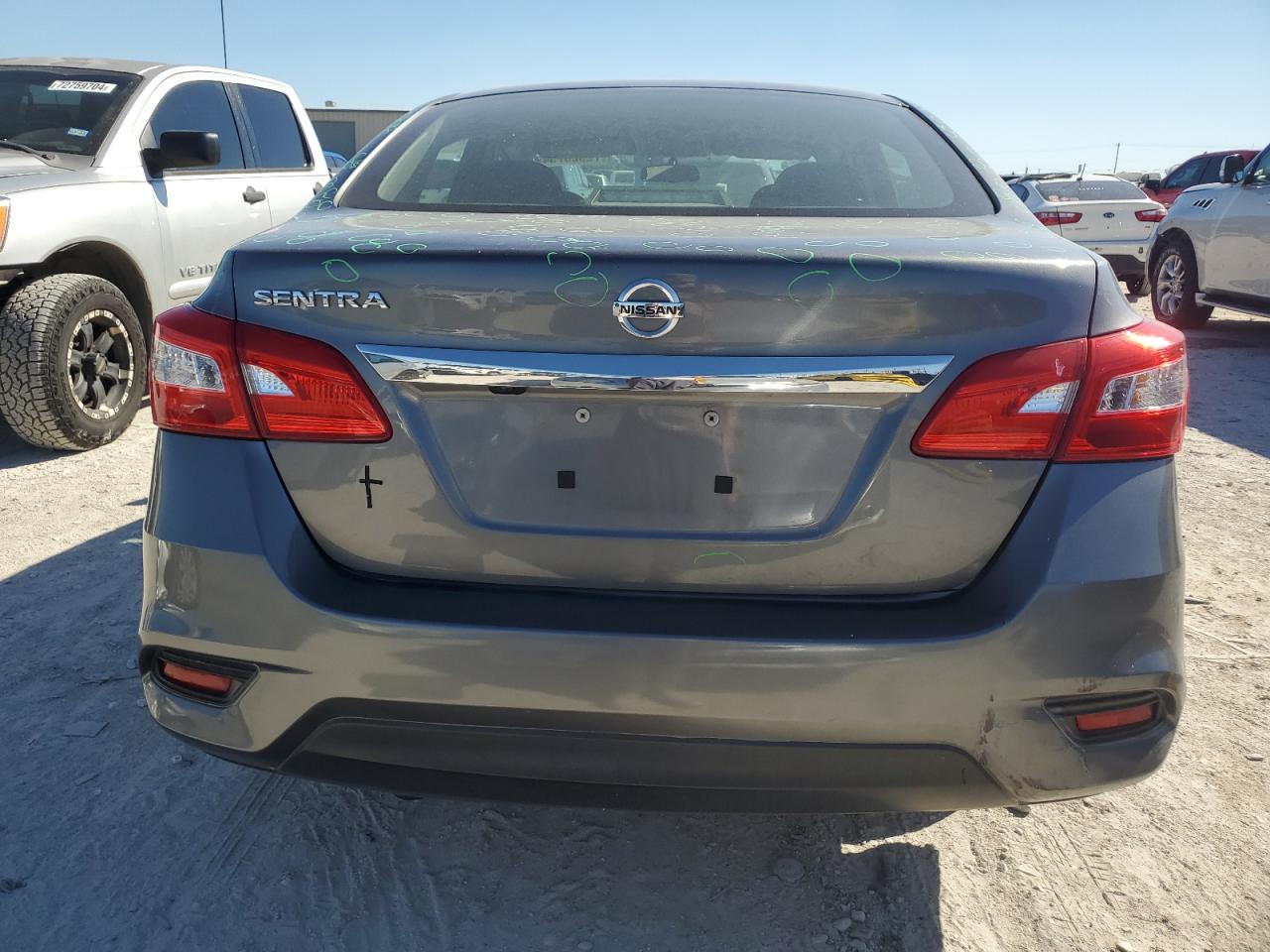 2019 Nissan Sentra VIN 3N1AB7AP1KY352390 Copart auction photo, hail / minor dent/scratches damage thumbnail 6