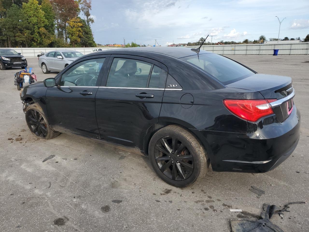 2013 Chrysler 200 VIN 1C3CCBBB7DN614961 Copart auction photo, front end damage thumbnail 2