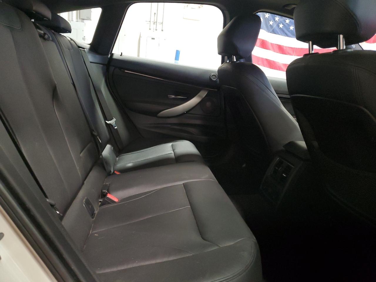 2016 BMW 3er VIN WBA8Z5C58GG500922 Copart auction photo, front end / rear end damage thumbnail 10