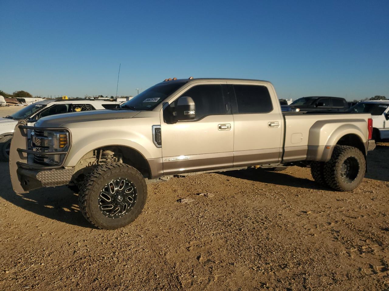 2018 Ford F350 VIN 1FT8W3DT8JEB81215