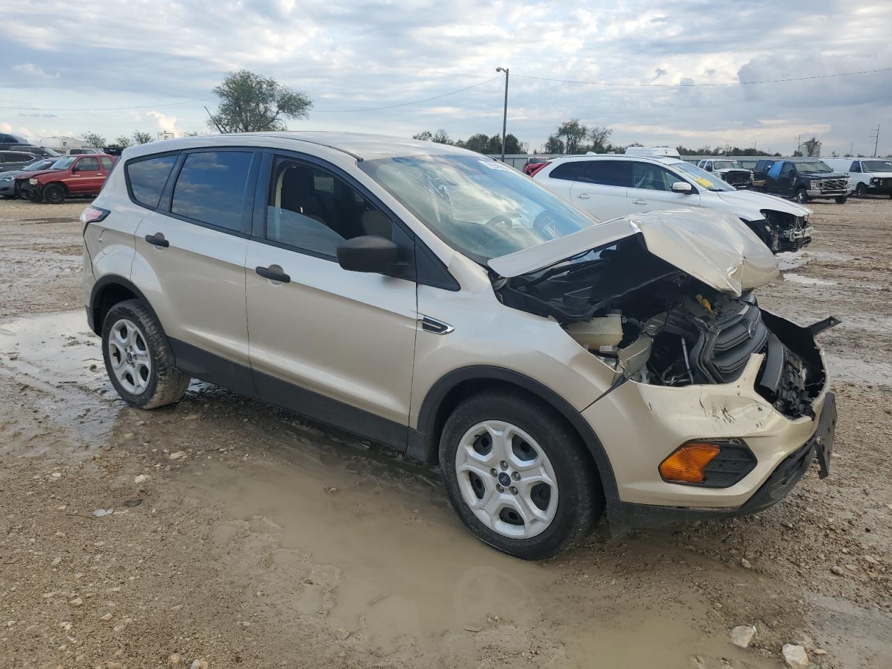 2018 Ford Escape VIN 1FMCU0F74JUD20062 Copart auction photo, front end / rear end damage thumbnail 4