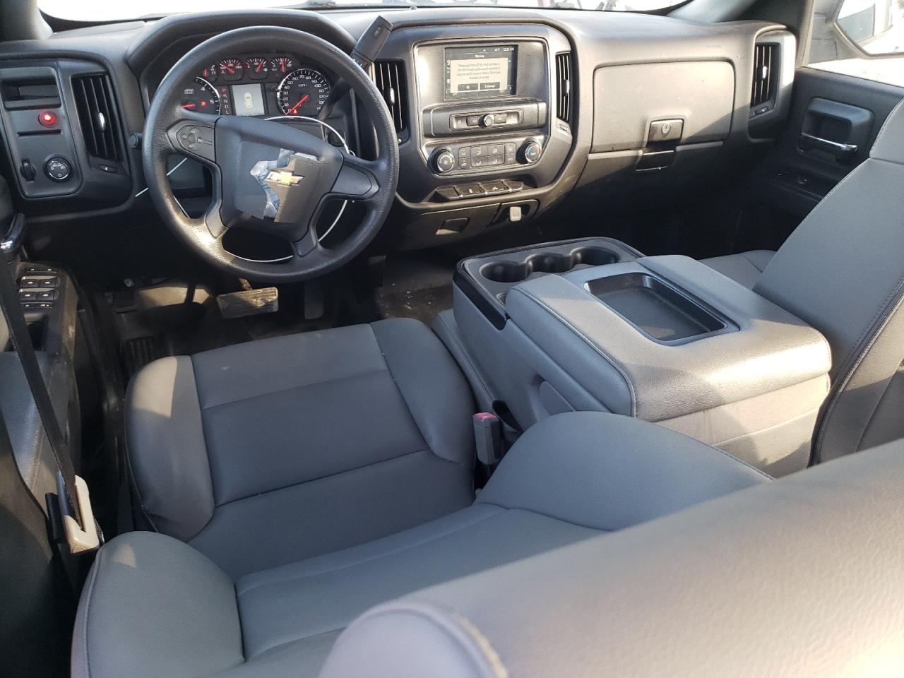 2018 Chevrolet Silverado VIN 1GCRCNEC5JZ184766 Copart auction photo, front end / minor dent/scratches damage thumbnail 8