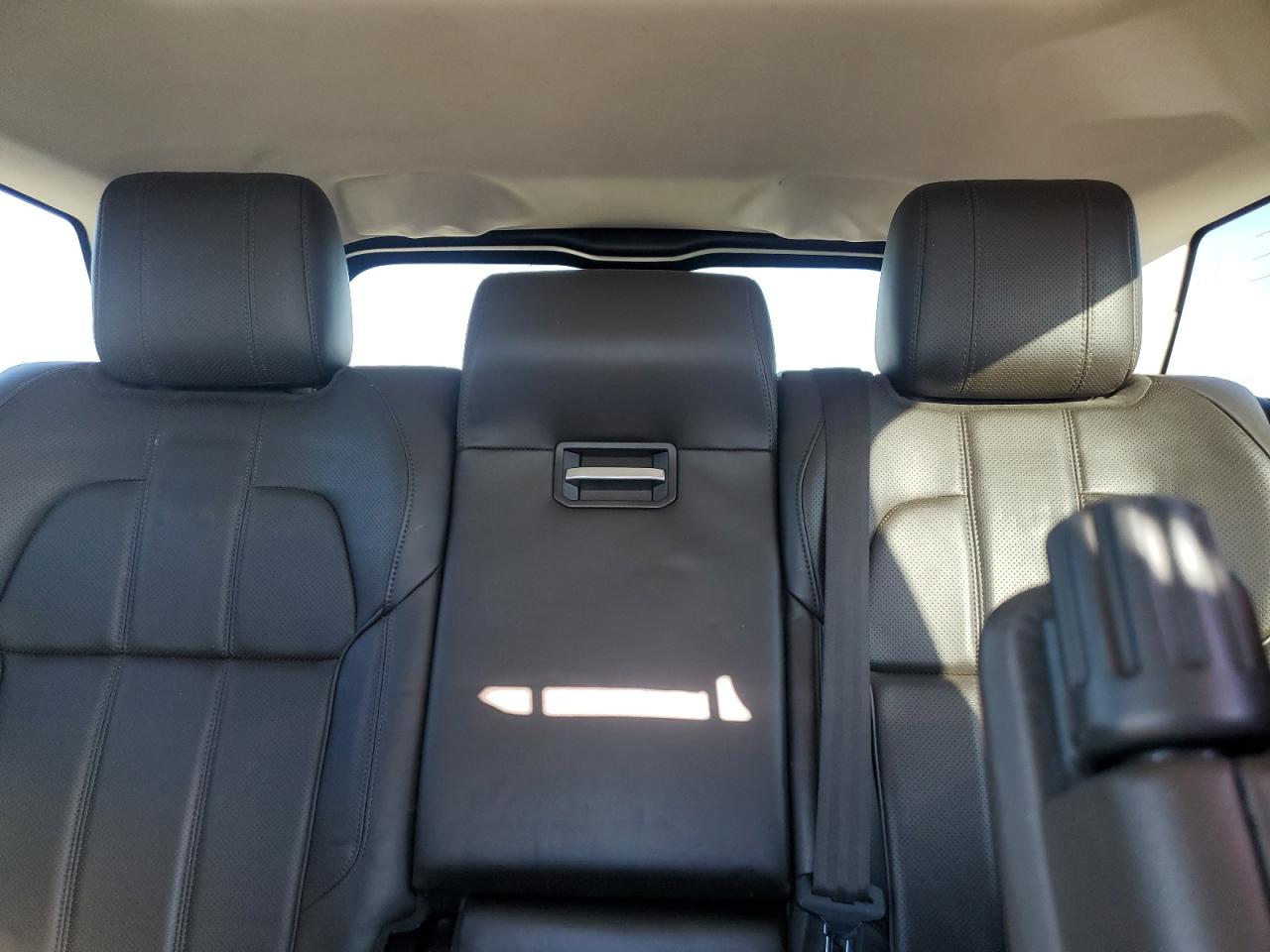 2016 Land Rover Range Rover VIN SALWR2VF9GA650936 Copart auction photo, normal wear damage thumbnail 10