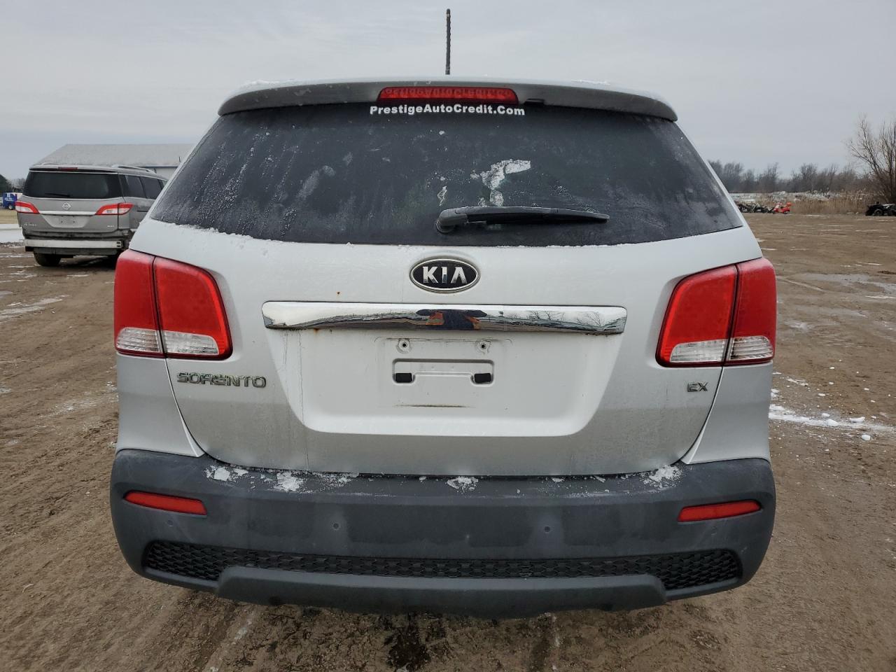 2011 KIA Sorento VIN 5XYKU3A19BG074343 Copart auction photo, mechanical damage thumbnail 6