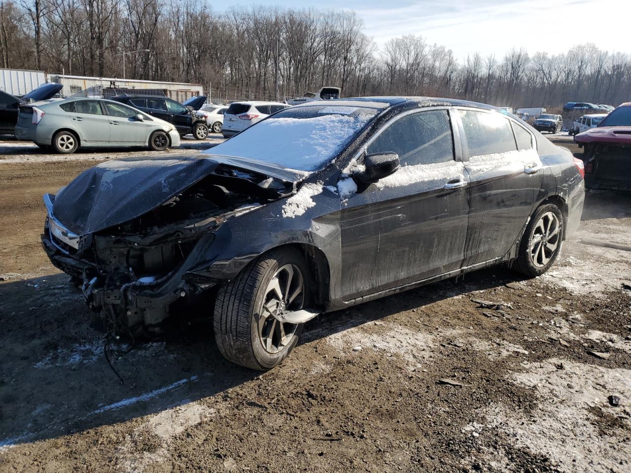 2017 Honda Accord VIN 1HGCR2F73HA161212