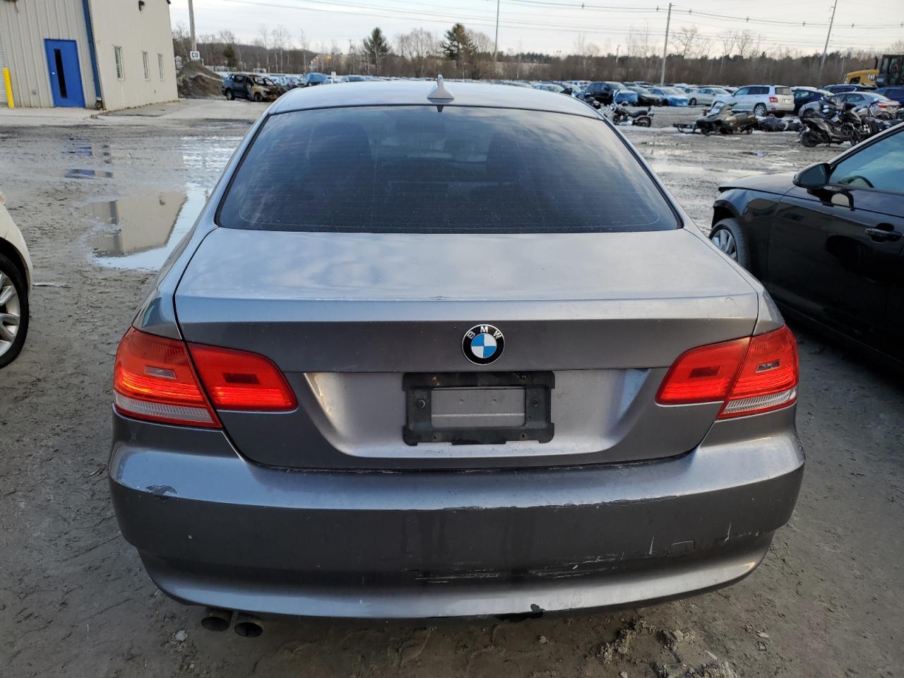 2007 BMW 3er VIN WBAWV53557P077607 Copart auction photo, minor dent/scratches damage thumbnail 6