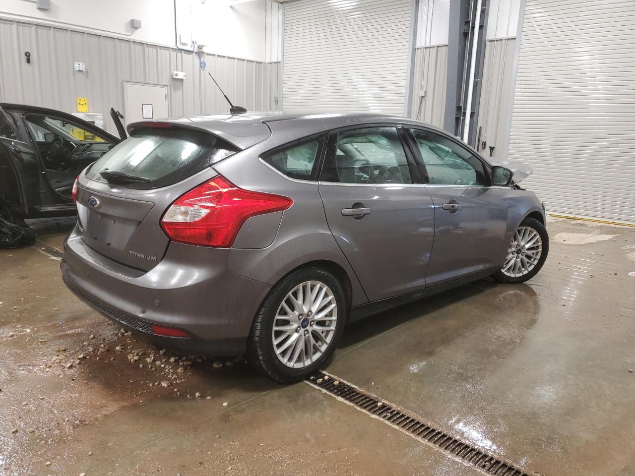 2014 Ford Focus VIN 1FADP3N26EL211109 Copart auction photo, front end damage thumbnail 3