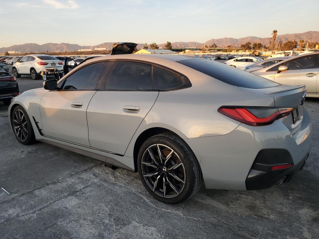 2023 BMW 4er VIN WBA63AV0XPFN85416 Copart auction photo, front end / side damage thumbnail 2