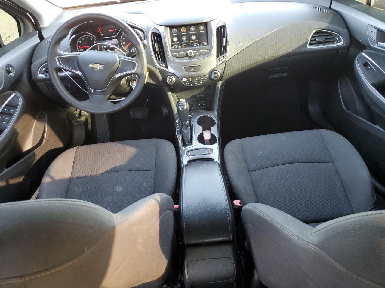 2019 Chevrolet Cruze VIN 1G1BC5SMXK7147149 Copart auction photo, side / front end damage thumbnail 8