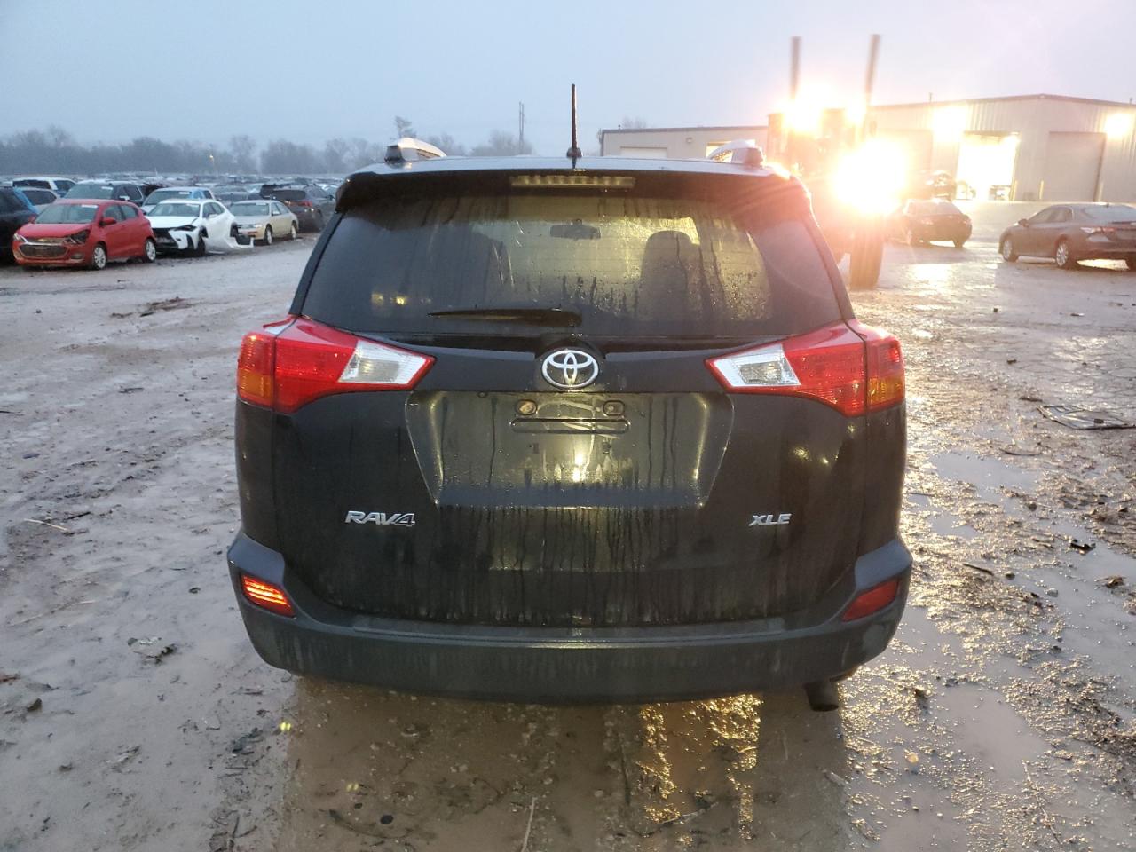 2013 Toyota RAV 4 VIN 2T3WFREV4DW045039 Copart auction photo, front end / minor dent/scratches damage thumbnail 6